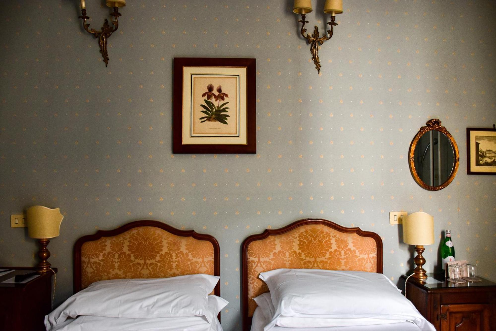 Hotel Hermitage Florens Exteriör bild