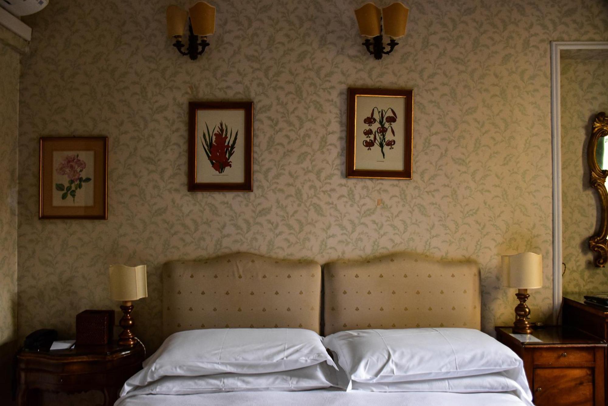 Hotel Hermitage Florens Exteriör bild